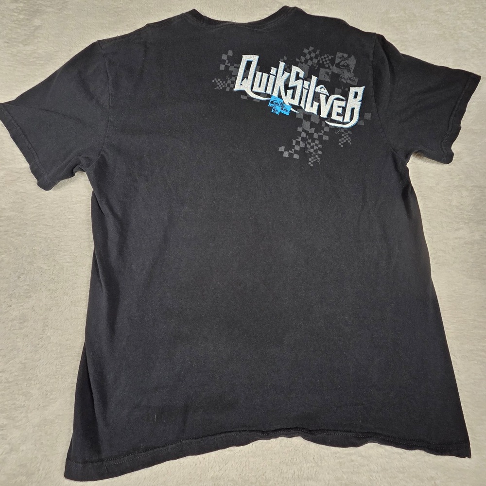Quiksilver Graphic T-Shirt Spellout Black Vintage Y2K Surf Skate Back Logo Tee